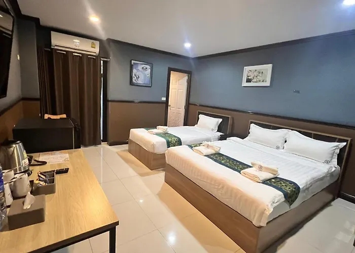 Hotel The Breton Media 4*