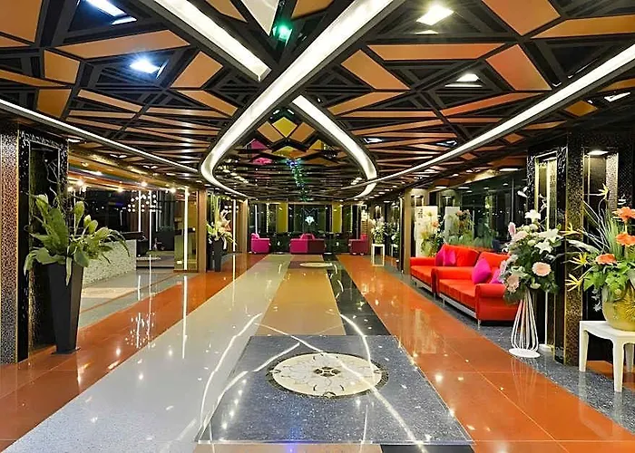 The Breton Media Hotel 4*