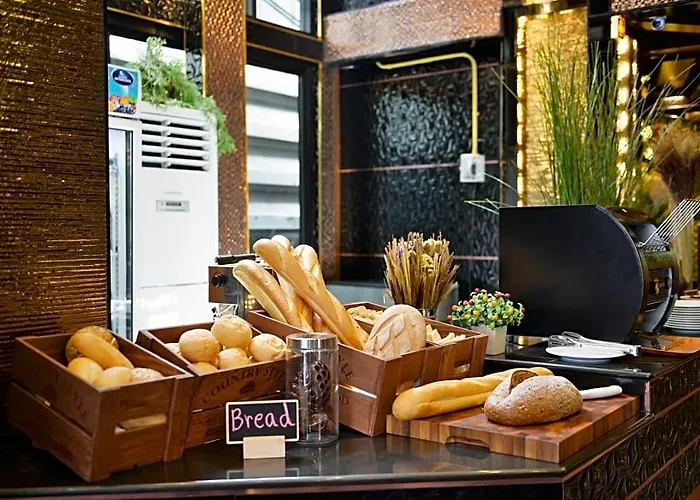 The Breton Media Hotel 4*